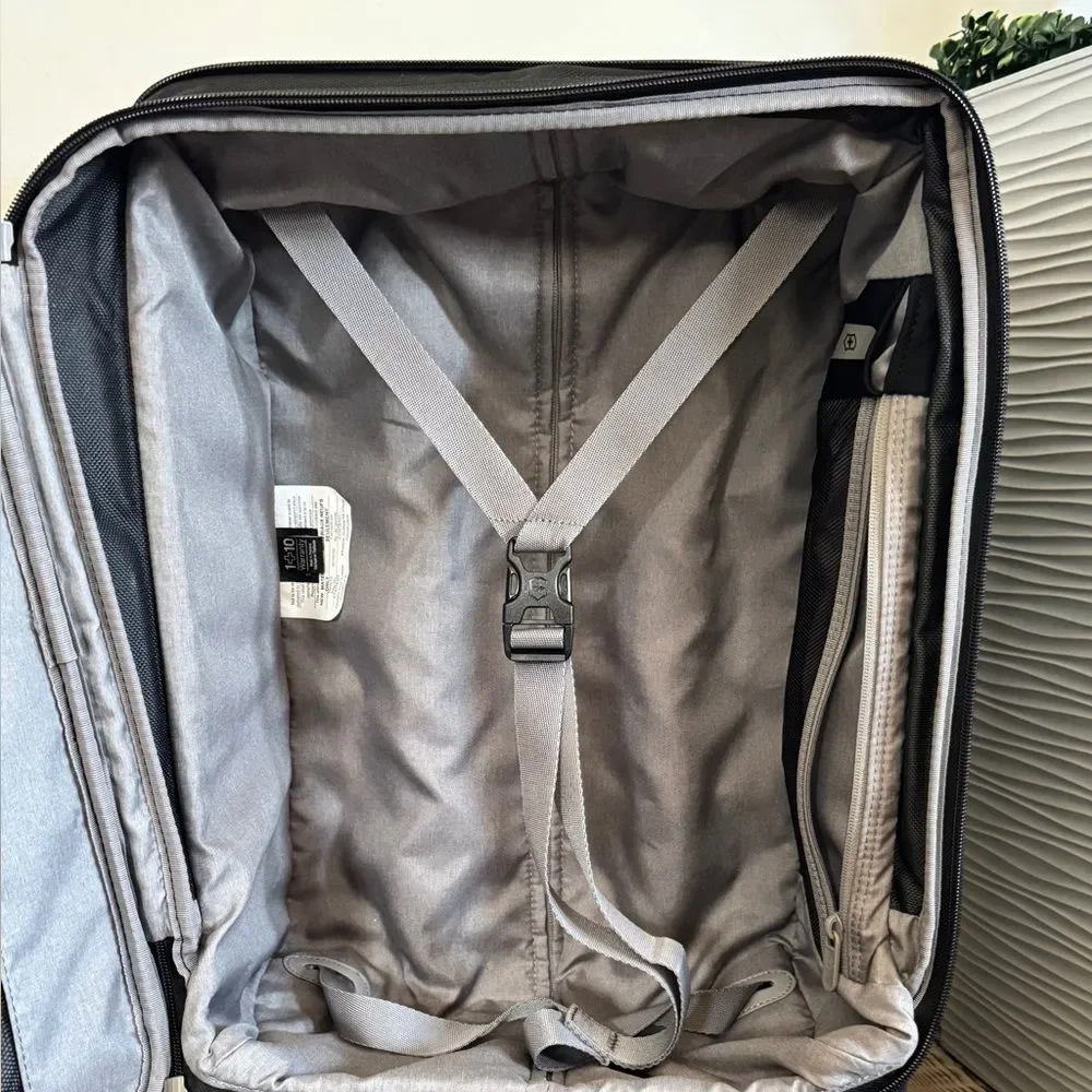 Perry Ellis Piece Luggage 21